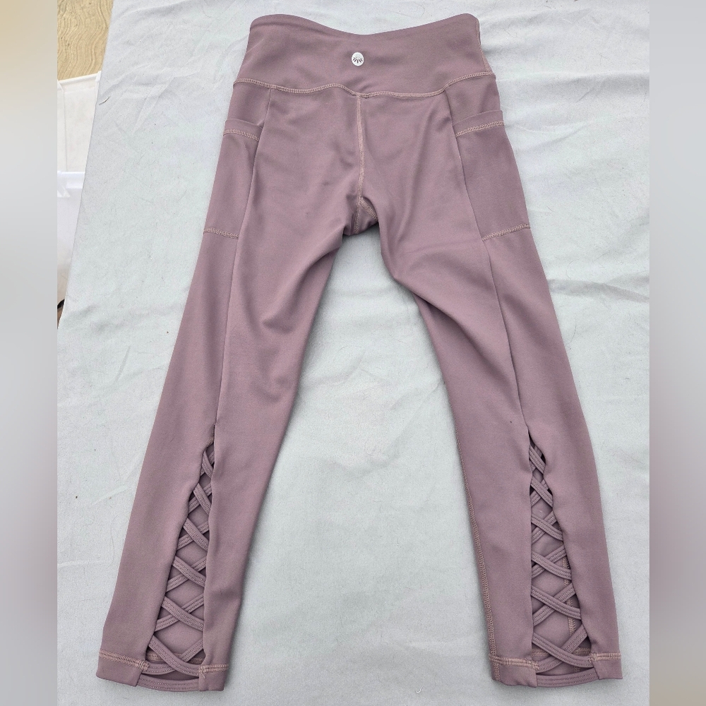 Dusty Purple Cropped Leggings